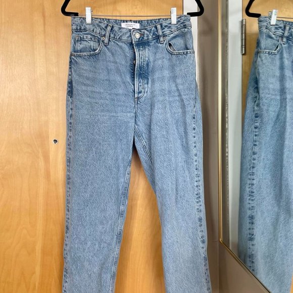 Jeans - Picture 2 of 3